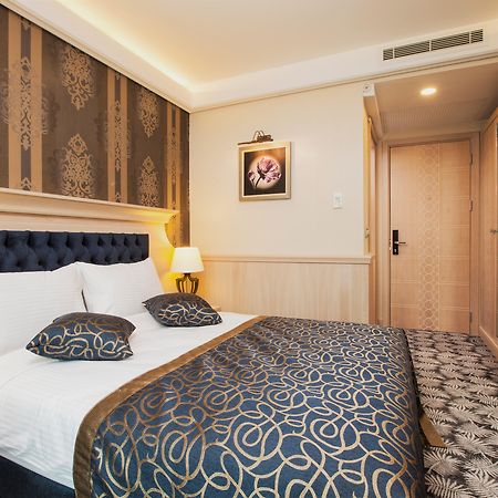 The Conforium Hotel Istanbul Exterior photo